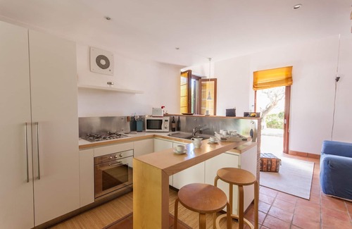 Scicli House | Private house with pool, garden, at the sea, quiet location, WiFi, aircon, 7 pers