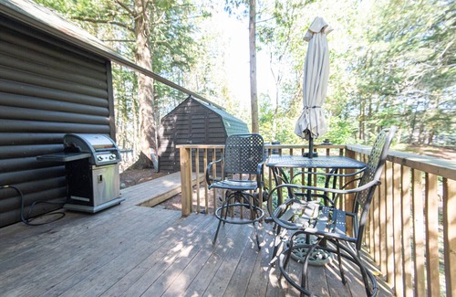 McKellar Cottage | Private Island Cottage Paradise
