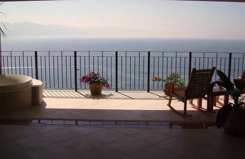 South Hotel Zone Condo | Private Jacuzzi/SpectacularViews/Live and Love the Grand Lifestyle