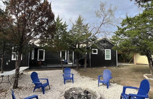 Cedar Creek Apartment | Private Modern Urban Retreat Near COTA/Austin/APT