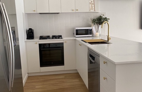 Wisemans Ferry Cabin | Private modern waterfront cabin - Hawkesbury River