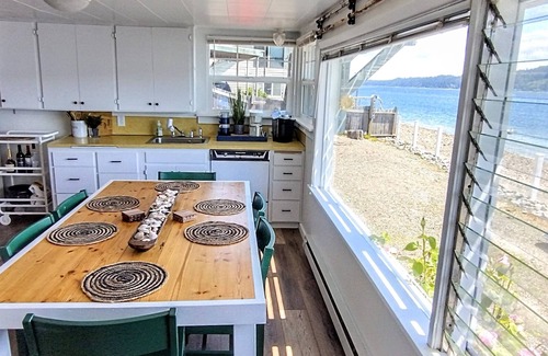 Belfair House | Private North Shore Waterfront Home