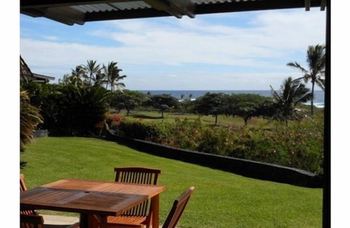 Punaluu Condo | Private Oceanfront Condo Punaluu Black Sand Beach