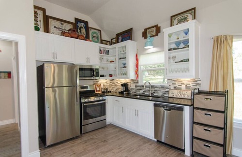 Georgetown House | Private | Peaceful Retreat | Pool