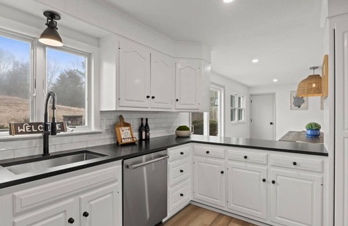 Pocasset House | Private Pickleball Court, Walk to Hen Cove