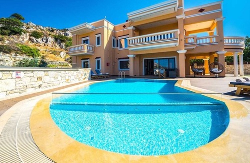 Platanos Villa | Private pool-5' to Falasarna Beach-PWD Accessible