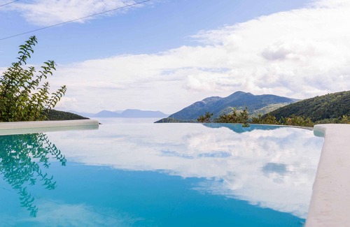 Spanochori Villa | Private pool and garden - Ideal destination for relaxation and calmness