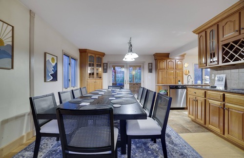 Cresco Ski Chalet | Private Pool,Arcade& HotTub - Heart of Poconos