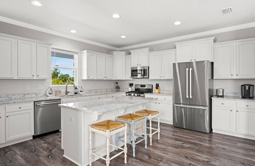 Port St. Joe House | Private Pool & Hot Tub, close to restaurants, ice cream, beach, boardwalk & bars