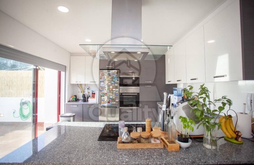 Palhais Villa | Private Pool Luxury Barreiro VIlla