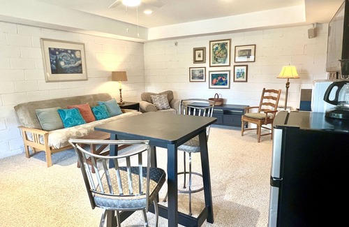 Sandy Springs House | Private Pool Retreat for Families and Groups ~ Prime Atlanta Location