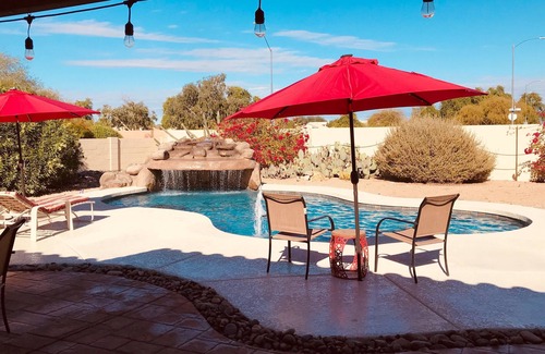 Westbrook Village House | 🌴Private Pool with Grotto~Golf Courses~Spacious Yard~Pet Friendly~Restaurants🌴