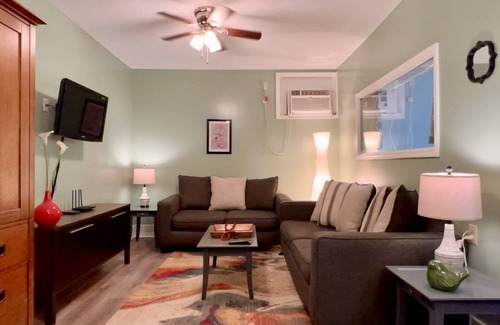 Nashville Cottage | Private, Quiet, Cottage Retreat 10 minutes to downtown Nashville