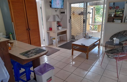 Redlynch Apartment | Private, Quiet, Secure, fully Self contained Granny Flat with off street parking
