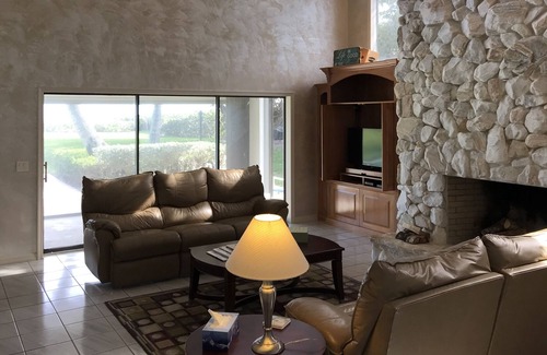 Hobe Sound House | Private relaxing getaway on the beach