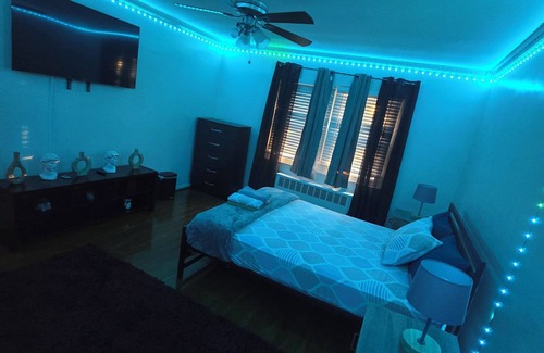 Canarsie House | Private room in fantastic Brooklyn NYC