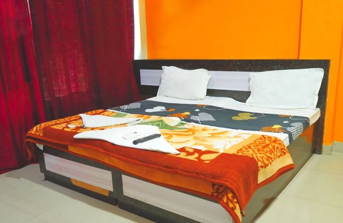 Lajpat Nagar House | PRIVATE ROOM IN LAJPATH NAGAR II