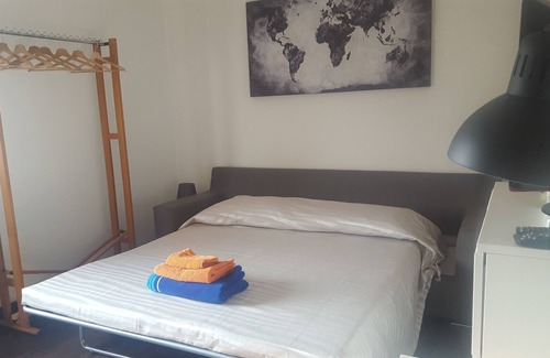 Aggregazione Rionale 9 House | Private room in the central area