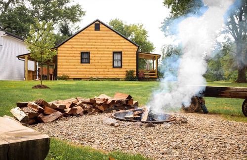Stow Cabin | Private Rustic Venue with Cabins