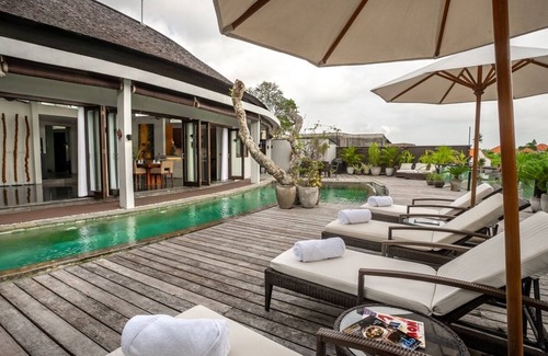 Padonan Villa | Private Sanctuary-4 Bedroom Villa in Canggu