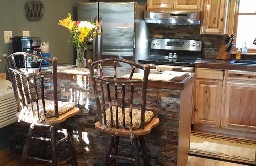 Lancaster Cabin | Private, secluded retreat