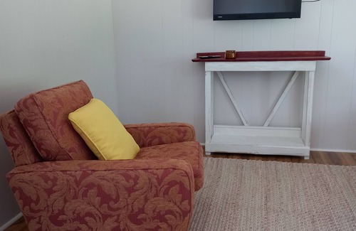 Gillieston Cottage | Private self-contained Cottage on working farm in Undera, Northern Victoria.