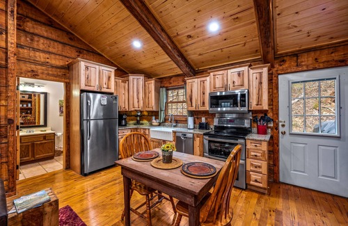 Townsend Cabin | Private, Serene Mountain Cabin Near the Park with Pool and Fitness Access