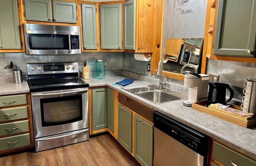 Burnet Apartment | Private Spacious Barndominium