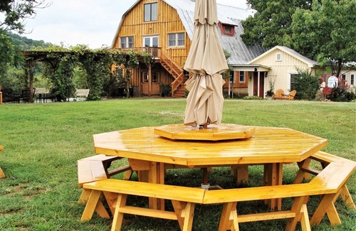 Lexington Apartment | Private studio in former Calving Barn