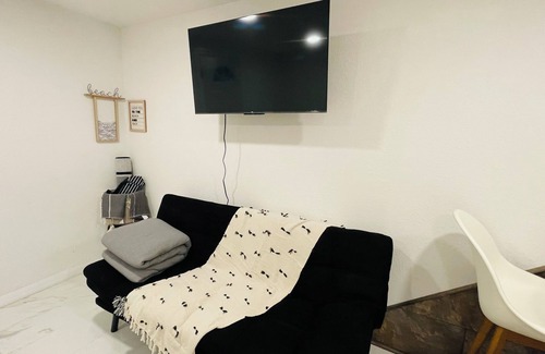 Tampa Apartment | Private studio in the heart of Tampa, FL.