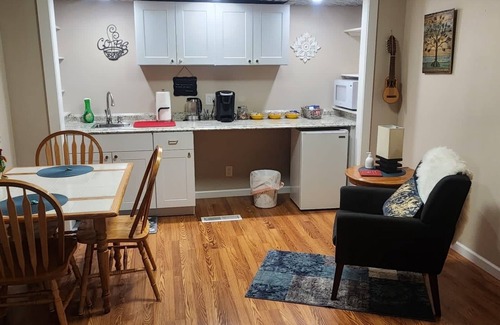 Walla Walla Bed & Breakfast | Private suite/private entrance