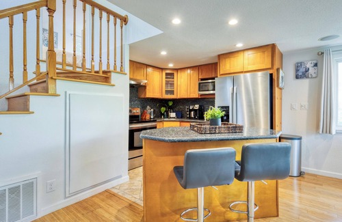 San Carlos House | Private Tranquil Retreat with Stunning Views