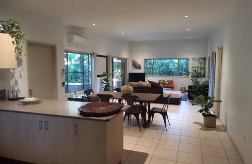 Ocean Shores House | Private, tropical home in Ocean Shores.