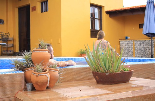 El Rosario Cottage | Private Villa for Adults with swimming pool and BBQ