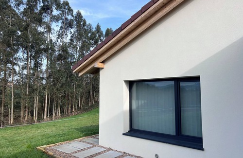 Villaviciosa House | Private villa: spaciousness and brightness in the middle of nature