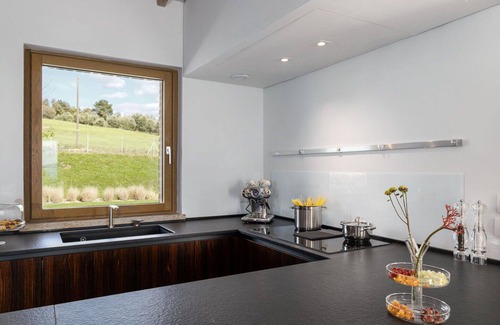 Volterra Villa | Private Villa with A/C, hot tub, WIFI, private pool, patio, parking, close to San Gimignano
