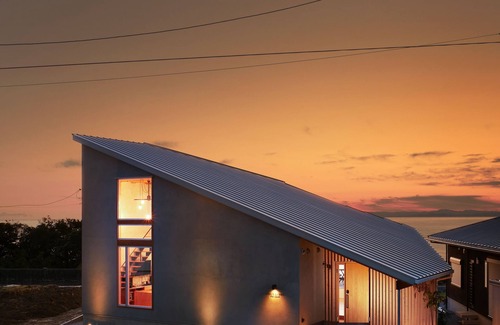Geisei-mura House | Private villa with and inifinity pool on Sunset