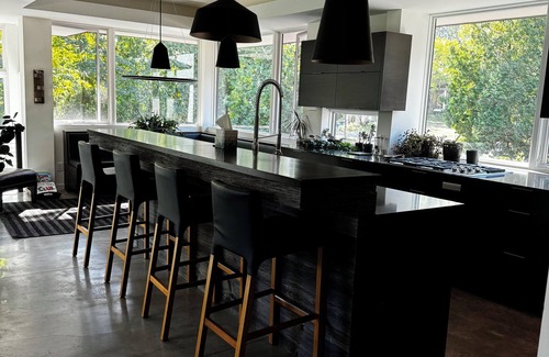 Deephaven House | Private Volleyball Retreat in Deephaven