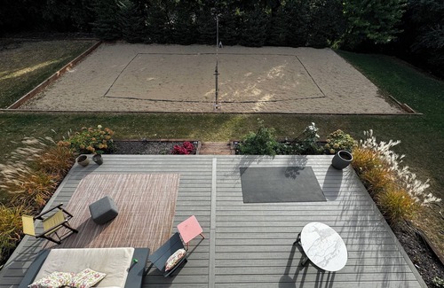 Deephaven House | Private Volleyball Retreat in Deephaven