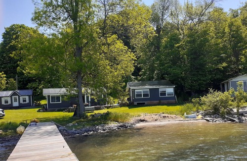 Wolfe Island Cottage | Private Waterfront cottage with sandy beach and gorgeous sunsets