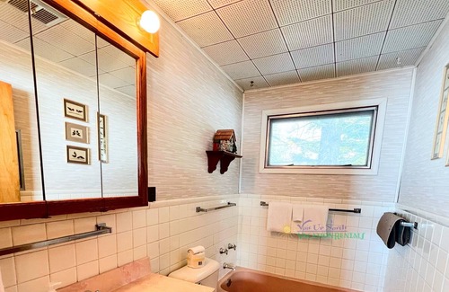 Interlochen Cabin | Private waterfront home in Interlochen. Rowboat, kayaks. Pet friendly.