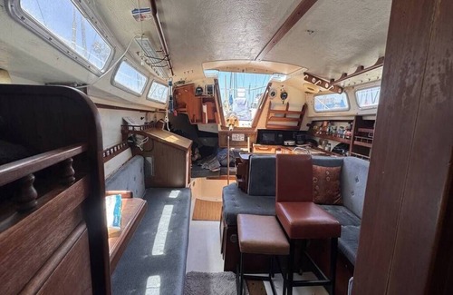 Marina del Rey Boat Rental | Private Yacht - Marina del Rey/Venice Beach