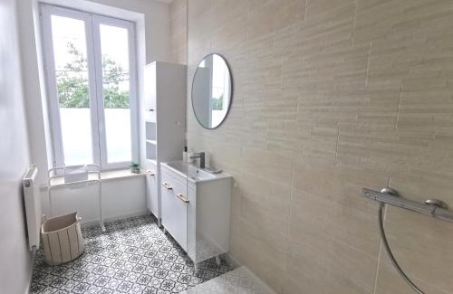 Bellevue - Chantenay - Sainte-Anne Apartment | Proche du Jardin Extraordinaire - Au bout du quai
