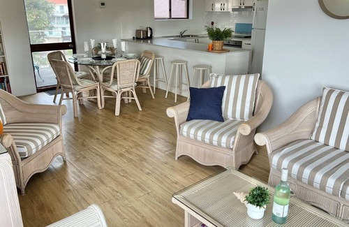 Nelson Bay Apartment | Promenade 12, 8 Intrepid Cl - fantastic waterfront unit with air con and Wifi