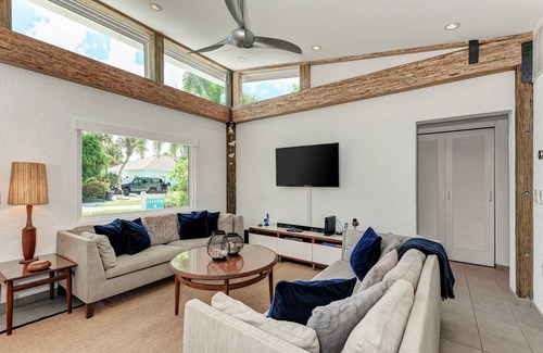 Holmes Beach House | Promise Kept - Holmes Beach Pool Home Rental