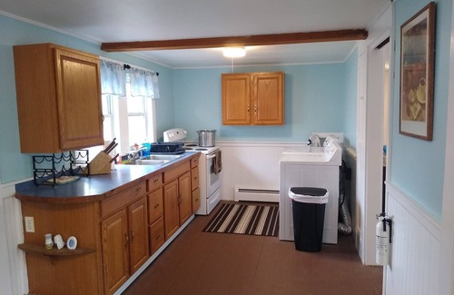 Wellfleet House | PROMO 5% MONTHLY DISCOUNT!nThe Napoleon House at Wellfleet Center