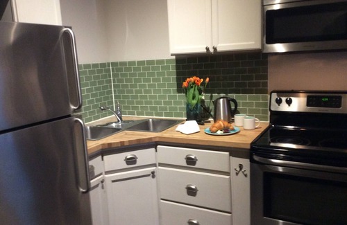 Downtown Apartment | PROMO 5% WEEKLY AND 10% MONTHLY DISCOUNT!nNew building Urban Studio