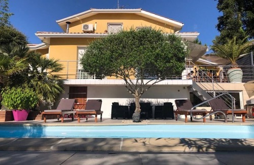 Capbreton House | *PROMO* BEAUTIFUL VILLA WITH HEATED POOL CLOSE TO TOWN CENTER AND BEACHES