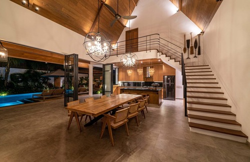 Pererenan Villa | PROMO! Luxury 4BD Pool Villa, Pererenan Beach