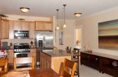 Lincoln City Condo | Promo! Oceanfront Condo w/Private Hot Tub, Indoor Pool, WiFi and More!